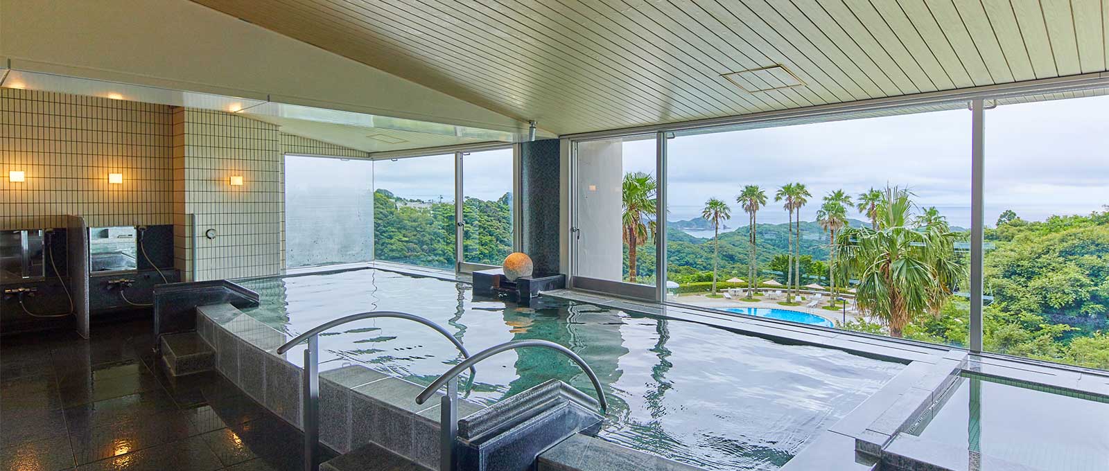 温泉大浴場